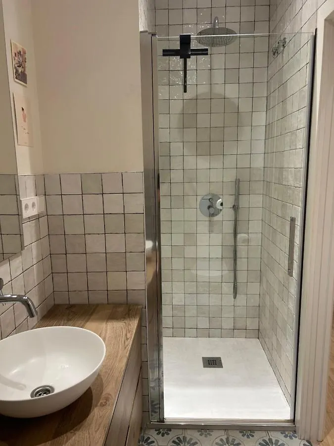 Apartamento Premium En Plaza Mina Minimalismo Y Confort A Pasos Del Mar Cádiz Habitación en casa particular